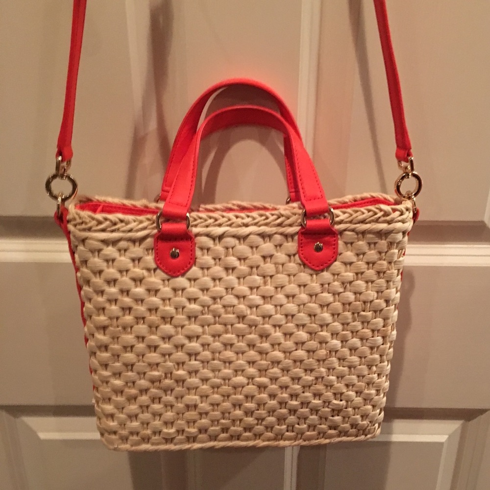 Straw bag for summer